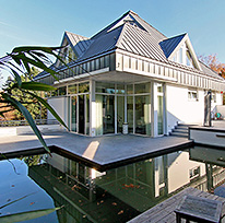 Villa mit Baugrundstück in Mönchengladbach 